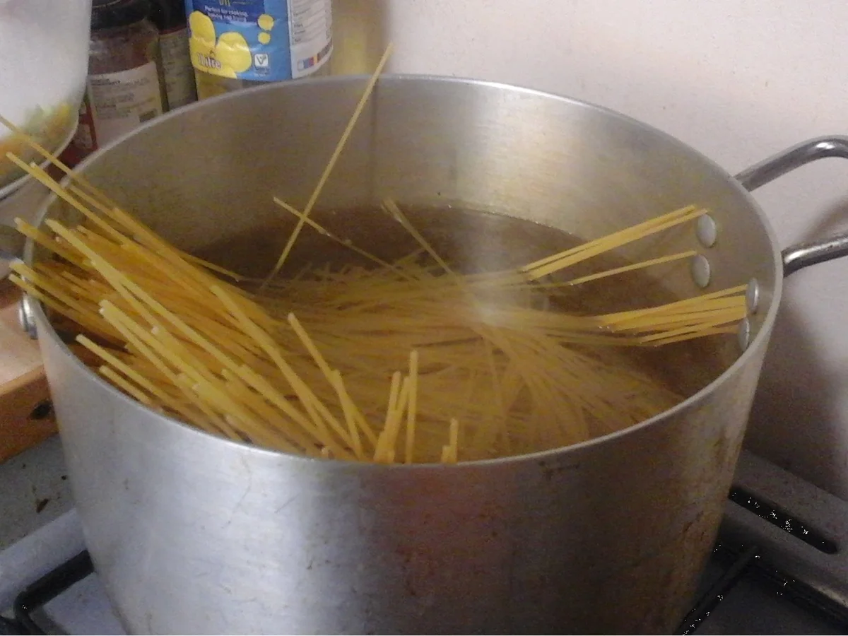 Spaghetti mit extra Sauce Bolognese - Rezept - Bild Nr. 7