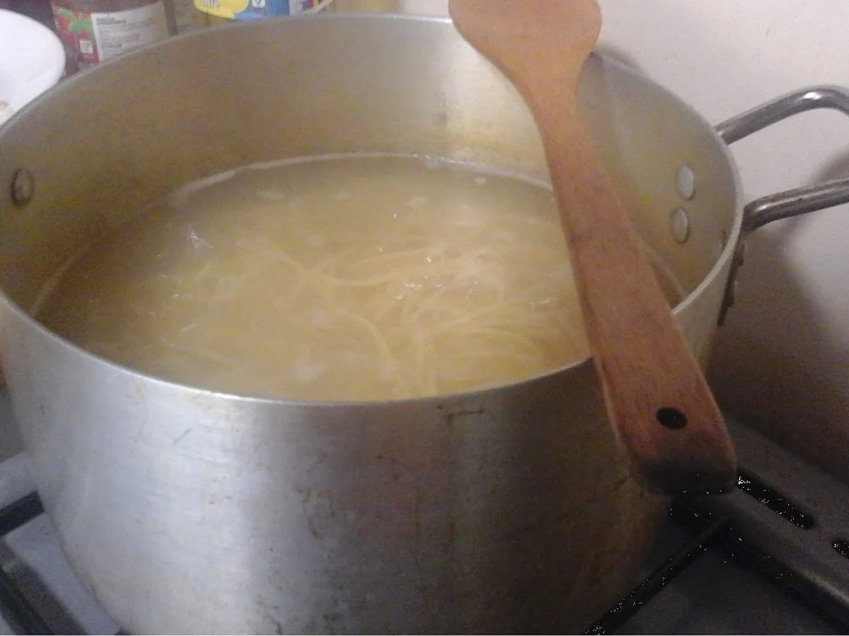 Spaghetti mit extra Sauce Bolognese - Rezept - Bild Nr. 8