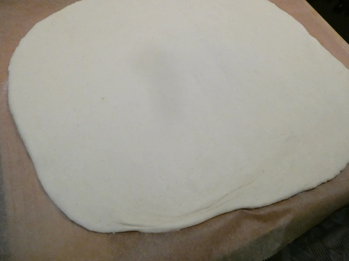 Flammkuchen mit Ziegenkäse und Weintrauben - Rezept - Bild Nr. 16066