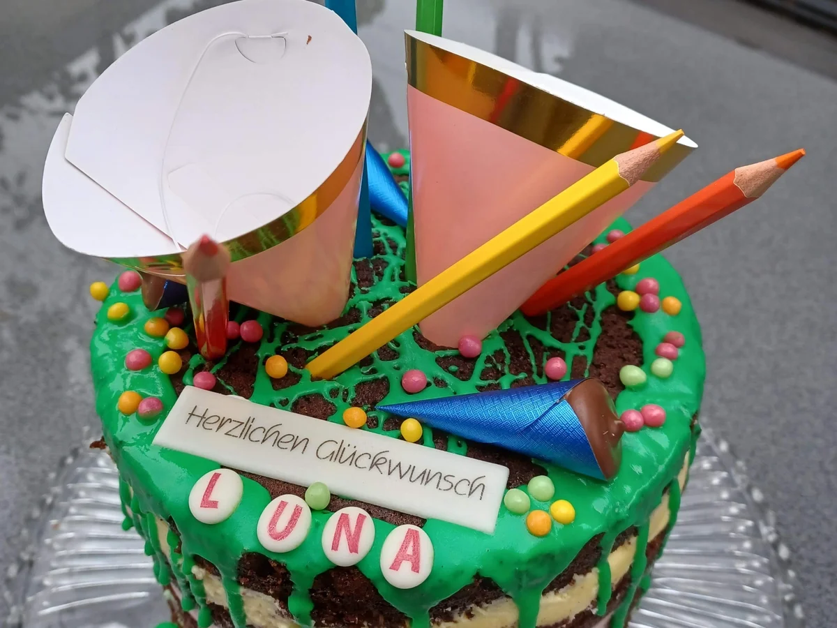 Torte zur Einschulung zur kochbar Challenge August 2022 - Rezept - Bild Nr. 16065