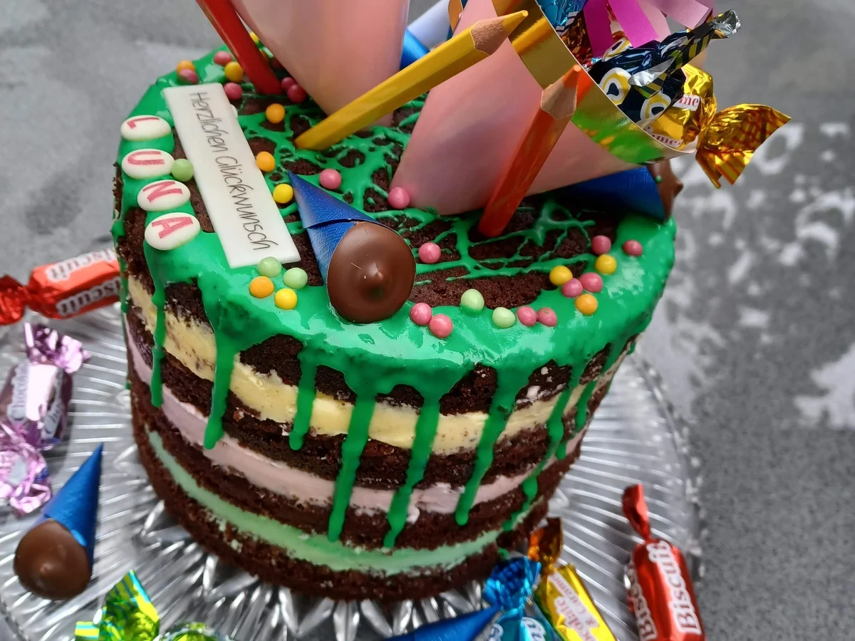 Torte zur Einschulung zur kochbar Challenge August 2022 - Rezept - Bild Nr. 16070