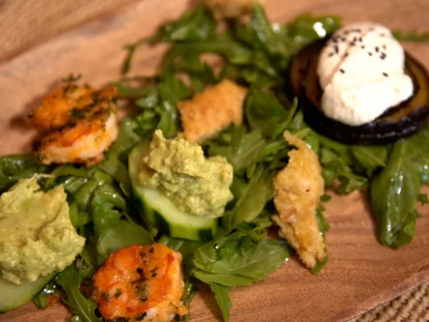 Gebackene Auberginen mit Schafskäsecreme und Garnelen - Rezept - Bild Nr. 2