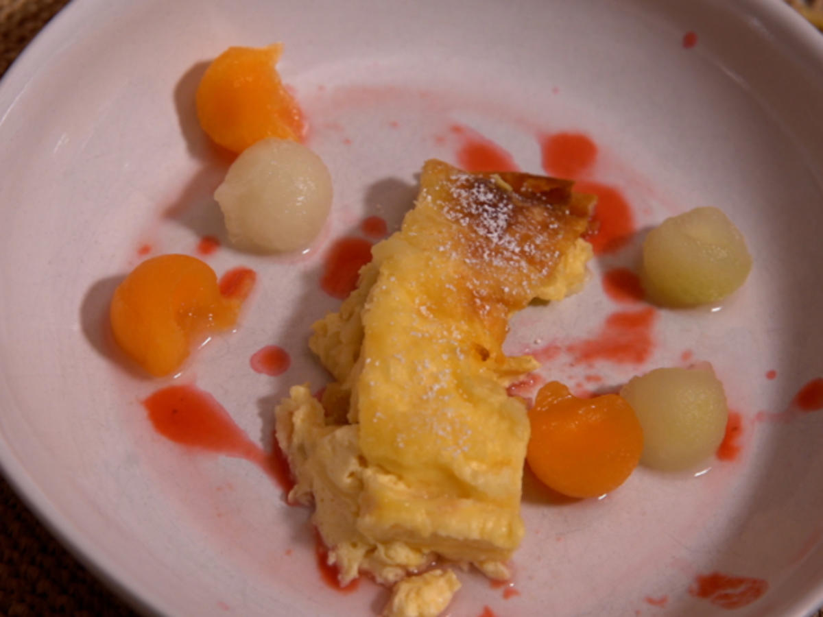 Topfenstrudel mit Himbeersoße - von Das perfekte Dinner