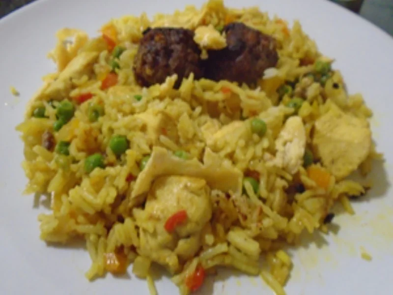 Biryani mit Hähnchenbrustfilet und Rindermettbällchen - Rezept - Bild Nr. 16088