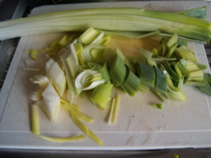 Rezept: Pellkartoffeln-Porree-Lachs-Auflauf Bild Nr. 16098 Pellkartoffeln-Porree-Lachs-Auflauf - Rezept - Bild Nr. 16098