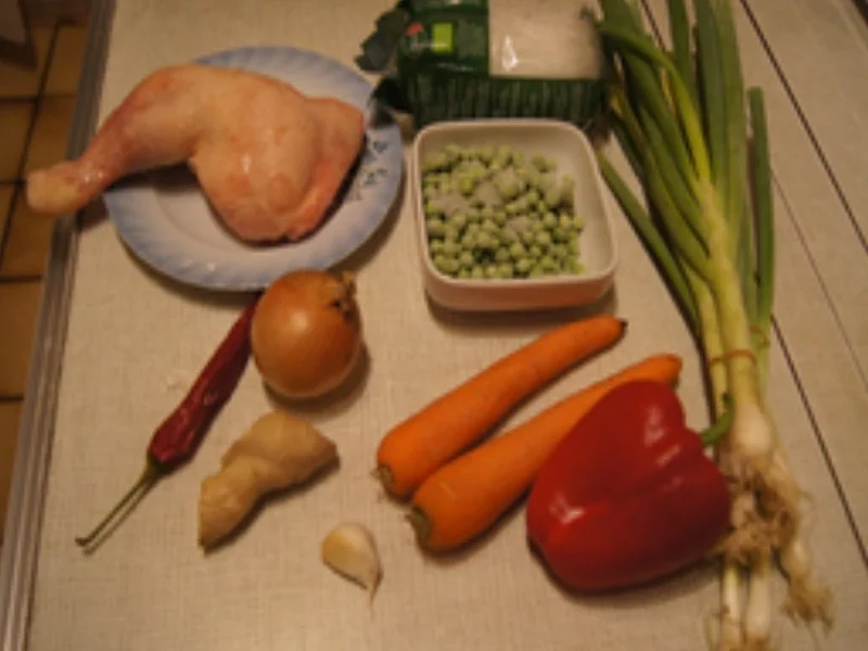 Asia-Suppentopf mit Eierstreifen - Rezept - Bild Nr. 16096