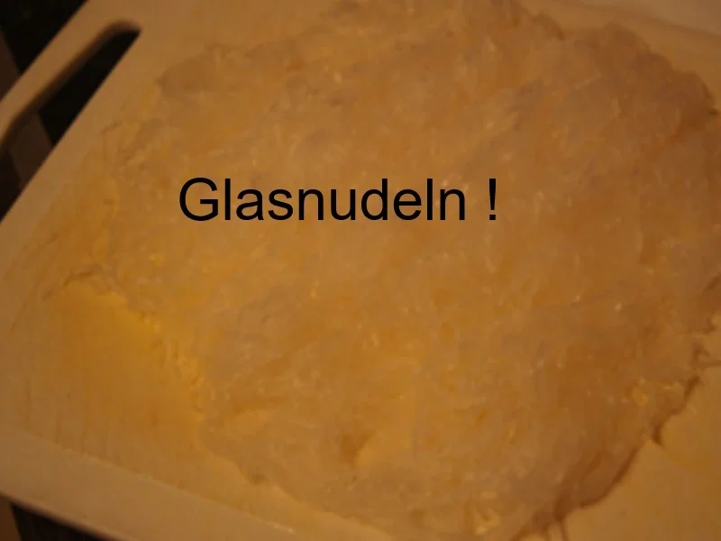 Asia-Suppentopf mit Eierstreifen - Rezept - Bild Nr. 16103