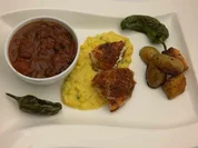 Papageifisch, Maispüree mit gerösteten Jalapeños und gebratene Kartoffeln - Rezept - Bild Nr. 16095