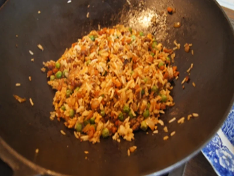 Rezept: Asiatischer Bratreis mit Garnelenspieße Bild Nr. 13 Asiatischer Bratreis mit Garnelenspieße - Rezept - Bild Nr. 13