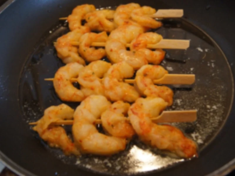Rezept: Asiatischer Bratreis mit Garnelenspieße Bild Nr. 15 Asiatischer Bratreis mit Garnelenspieße - Rezept - Bild Nr. 15