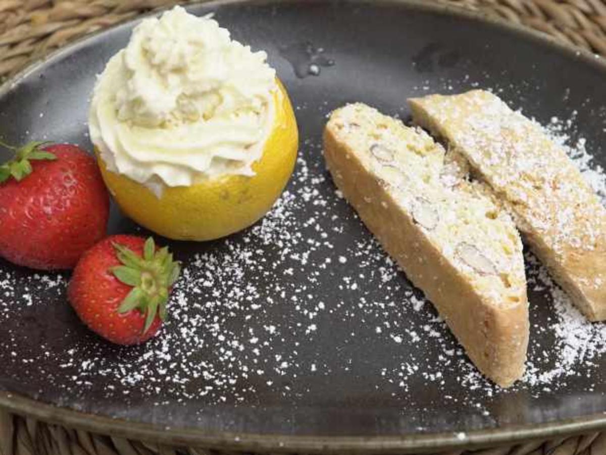 Cantuccini mit Erdbeercreme - von Das perfekte Dinner