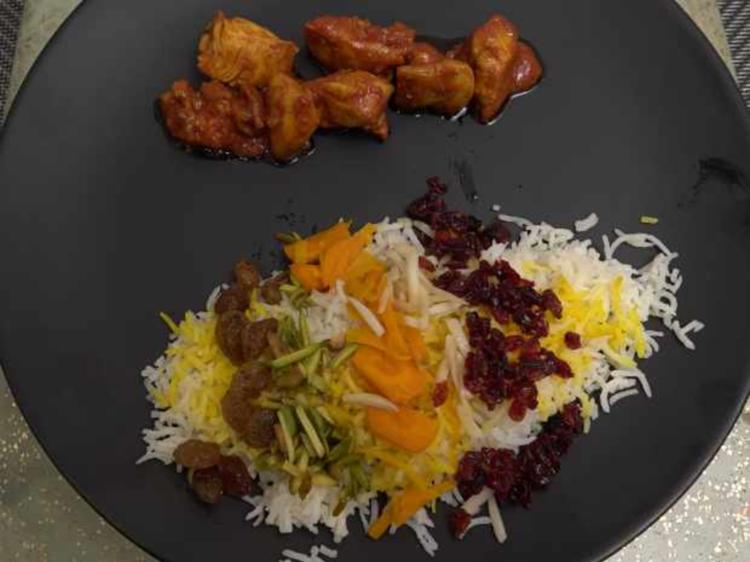 Persischer Juwelenreis mit Hähnchen