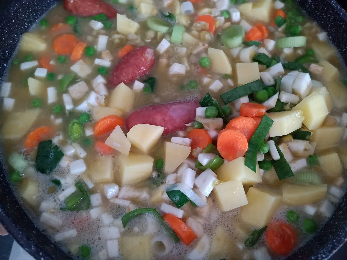 Rezept: Erbseneintopf zur kochbar Challenge September 2022 Bild Nr. 16128 Erbseneintopf zur kochbar Challenge September 2022 - Rezept - Bild Nr. 16128