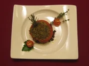 Auberginen-Burger mit gekräuterter Tomatenhaube - Rezept