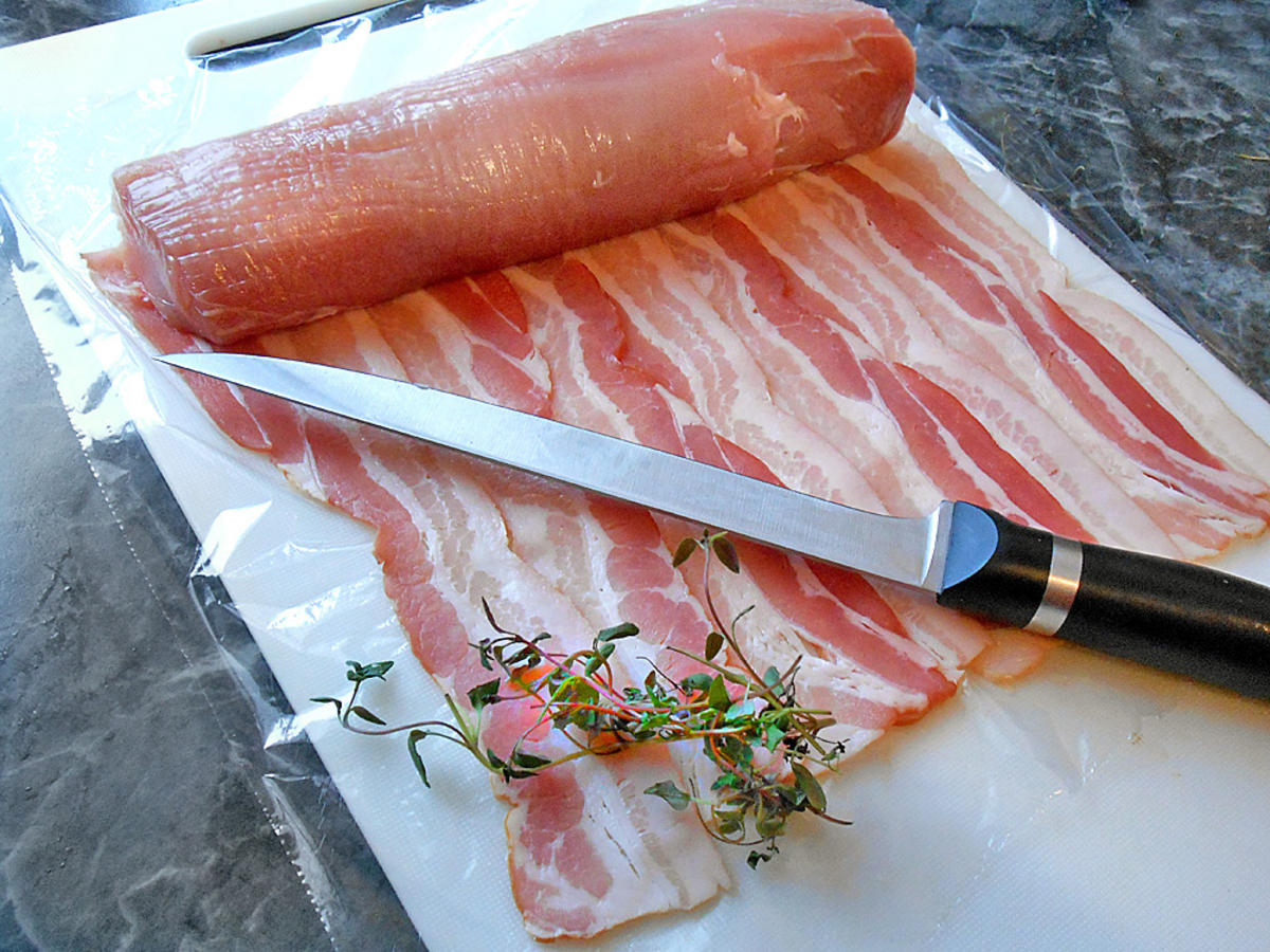 Schweinefilet mit Thymian im Bacon Mantel - einfach - 147 kcal/100g