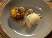 Beschwipste Nektarine und Amarettini-Vanille-Eis - Rezept - Bild Nr. 2