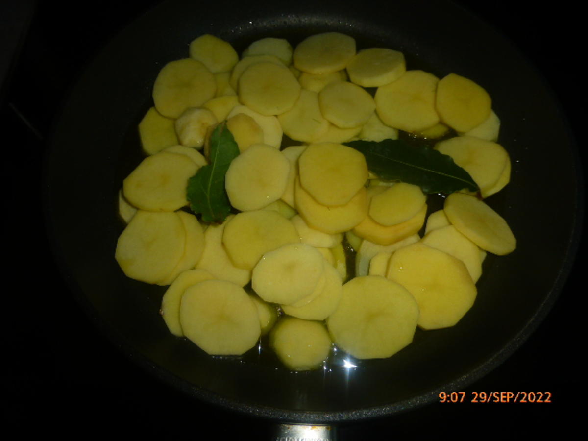 Lachsforelle mit Kartoffeln, Fenchel, Erbsen und Safran - Rezept - Bild Nr. 16125