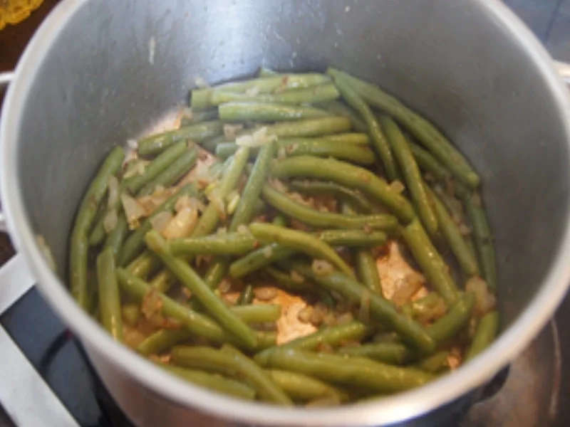 Rezept: Fischstäbchen mit Bobby-Busch-Bohnen und Kartoffelstampf Bild Nr. 8 Fischstäbchen mit Bobby-Busch-Bohnen und Kartoffelstampf - Rezept - Bild Nr. 8