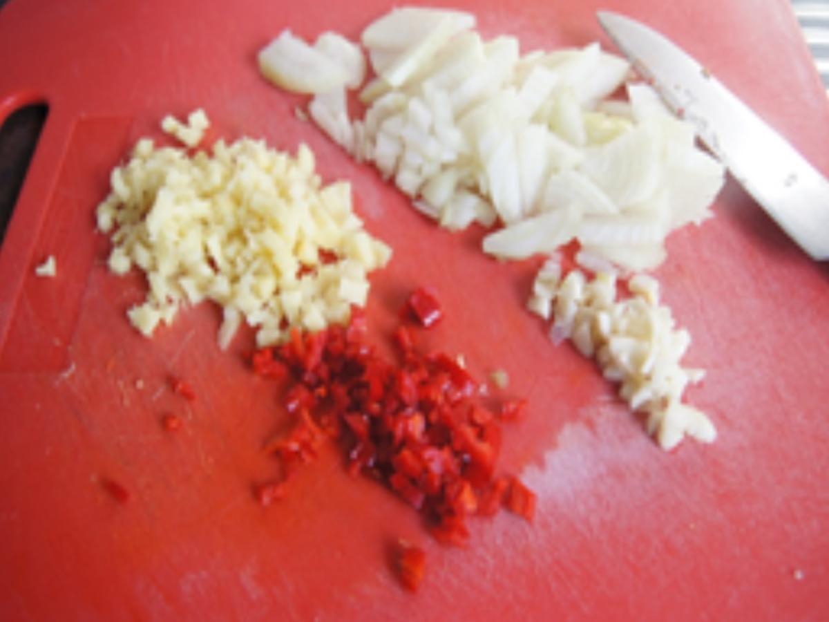 Hackfleischpfanne mit Blumenkohl und Pellkartoffel-Drillingen - Rezept - Bild Nr. 4