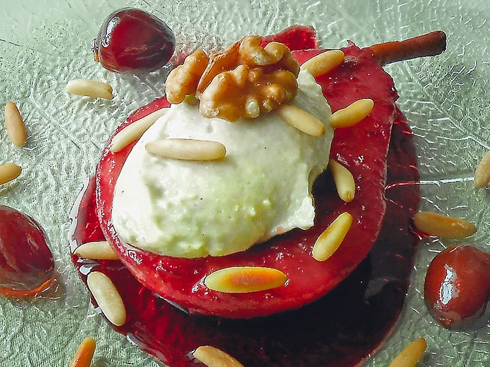 Barolo-Birne mit Gorgonzola-Crème - Rezept - Bild Nr. 16126