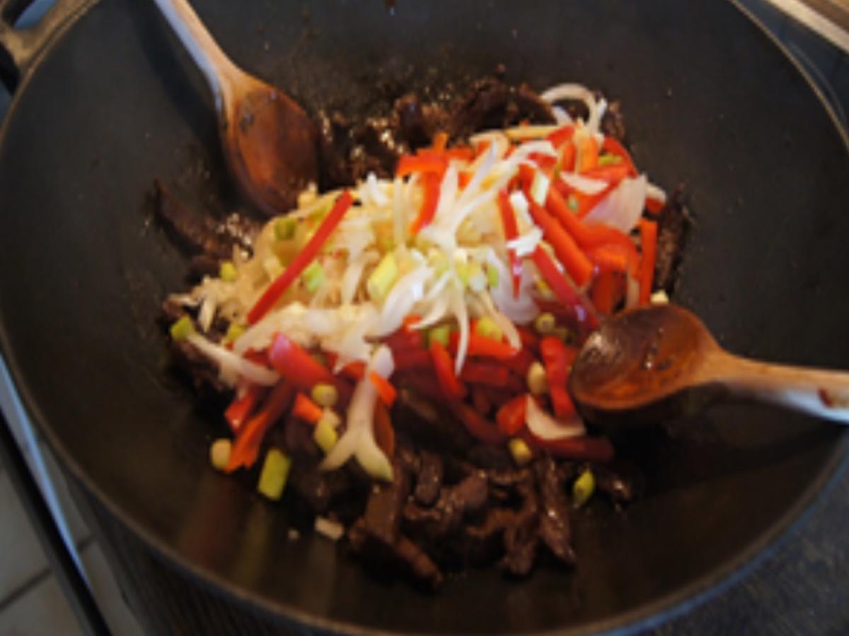 Rindfleisch Wok mit Gemüsemix und Curry Basmatireis - einfach - von MausVoh