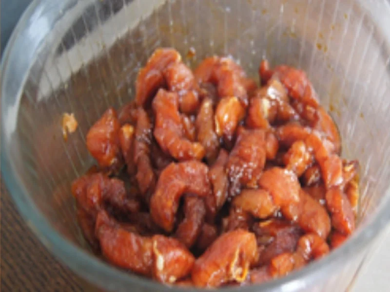 Mie-Nudeln mit Schweinefilet, Gemüse und Ei - Rezept - Bild Nr. 16133