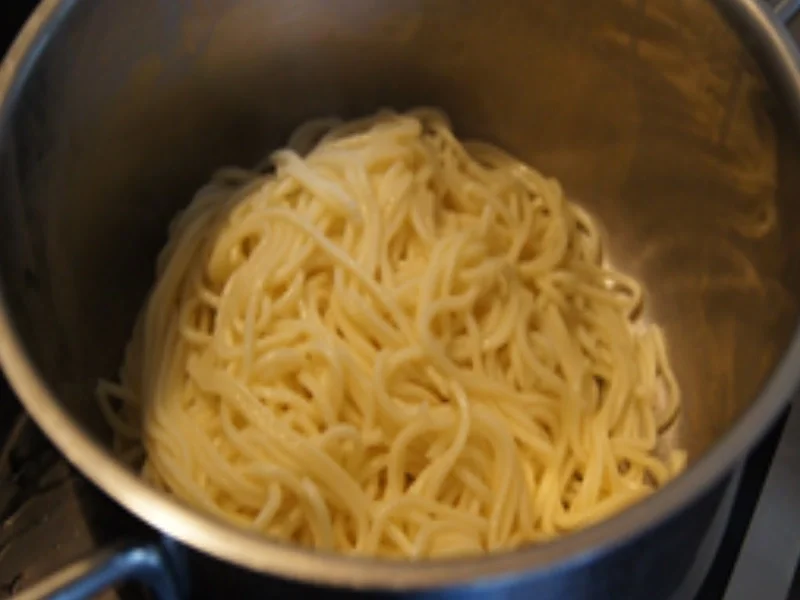 Mie-Nudeln mit Gemüsemix und Eierstreifen - Rezept - Bild Nr. 16170