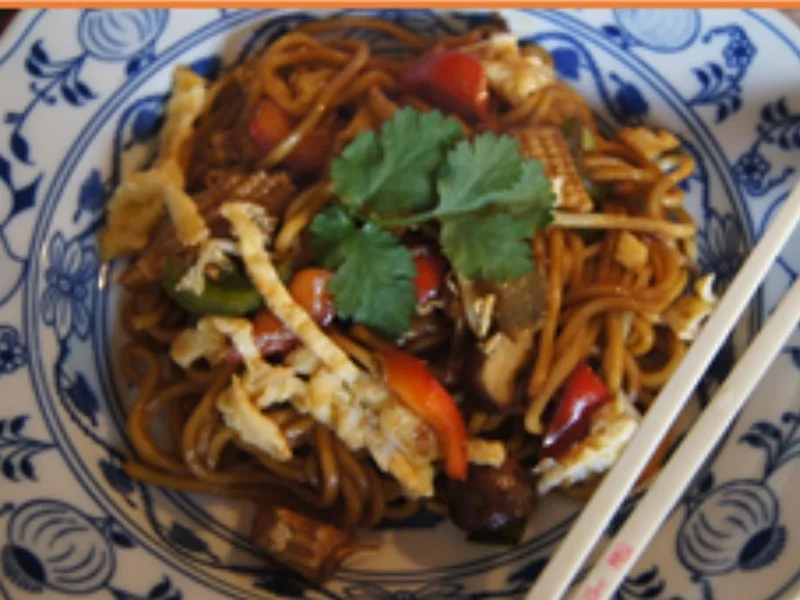 Mie-Nudeln mit Gemüsemix und Eierstreifen - Rezept - Bild Nr. 16180