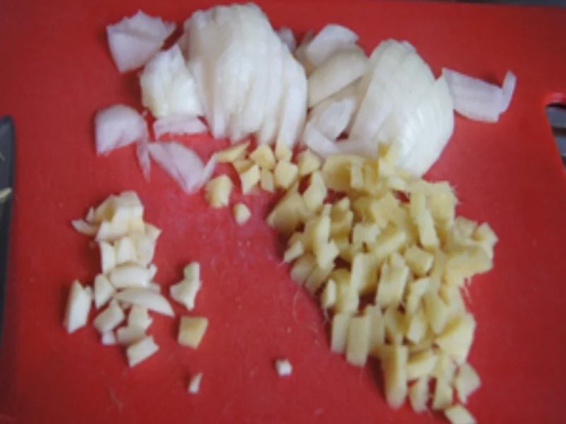 Kürbissuppe mit Ingwer und Kokosmilch - Rezept - Bild Nr. 16175