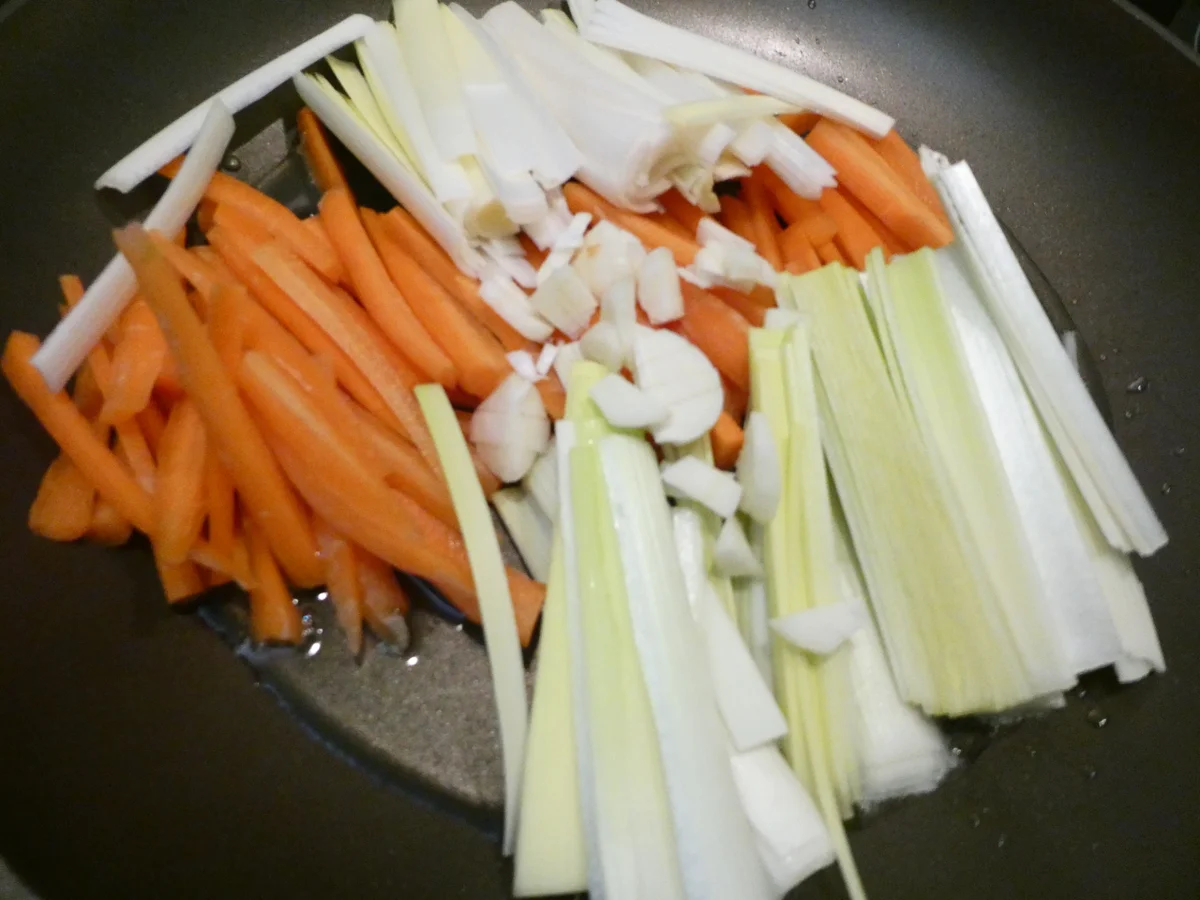 Rezept: Asia Maultaschen Bild Nr. 16177 Asia Maultaschen - Rezept - Bild Nr. 16177