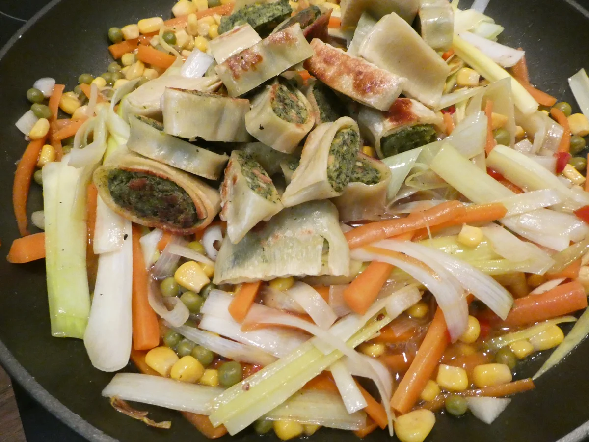 Rezept: Asia Maultaschen Bild Nr. 16181 Asia Maultaschen - Rezept - Bild Nr. 16181