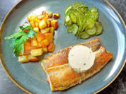 Rezept: Gebratene Matjesfilets mit Meerrettichbutter Bild Nr. 16172 Gebratene Matjesfilets mit Meerrettichbutter - Rezept - Bild Nr. 16172