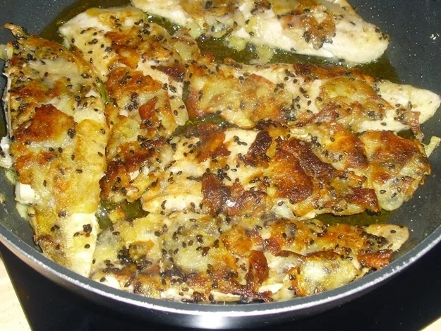 Rezept: Zanderfilet mit Kartoffel-Sesamkruste und Kartoffelecken Bild Nr. 16173 Zanderfilet mit Kartoffel-Sesamkruste und Kartoffelecken - Rezept - Bild Nr. 16173