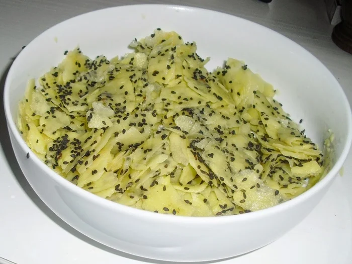 Rezept: Zanderfilet mit Kartoffel-Sesamkruste und Kartoffelecken Bild Nr. 16174 Zanderfilet mit Kartoffel-Sesamkruste und Kartoffelecken - Rezept - Bild Nr. 16174