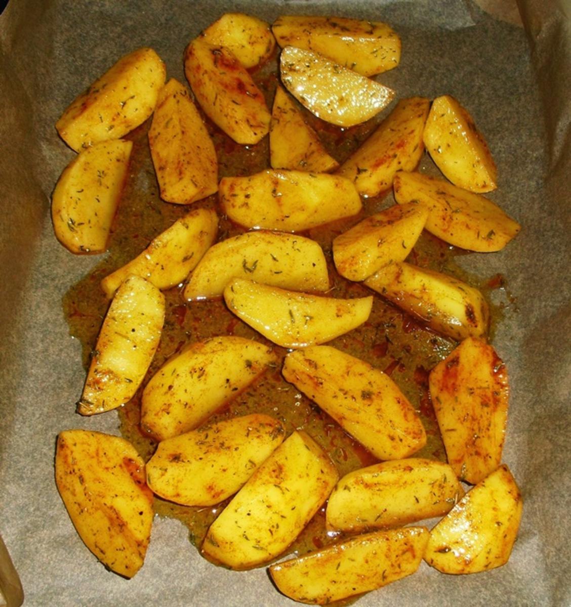 Zanderfilet mit Kartoffel-Sesamkruste und Kartoffelecken - Rezept - Bild Nr. 16176