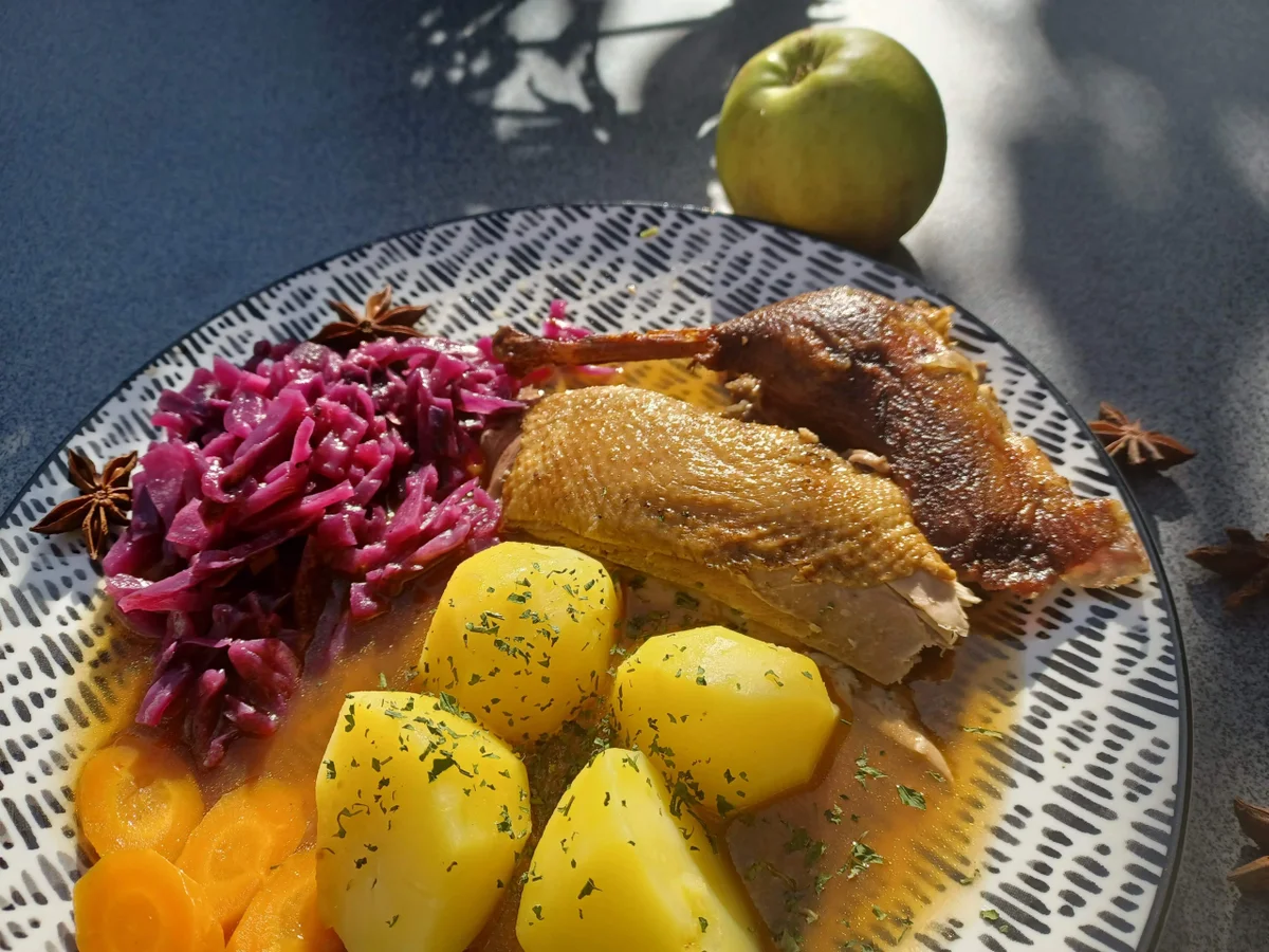 Rezept: Kleiner Entenbraten mit weihnachtlichen Gewürzen Bild Nr. 16188 Kleiner Entenbraten mit weihnachtlichen Gewürzen - Rezept - Bild Nr. 16188