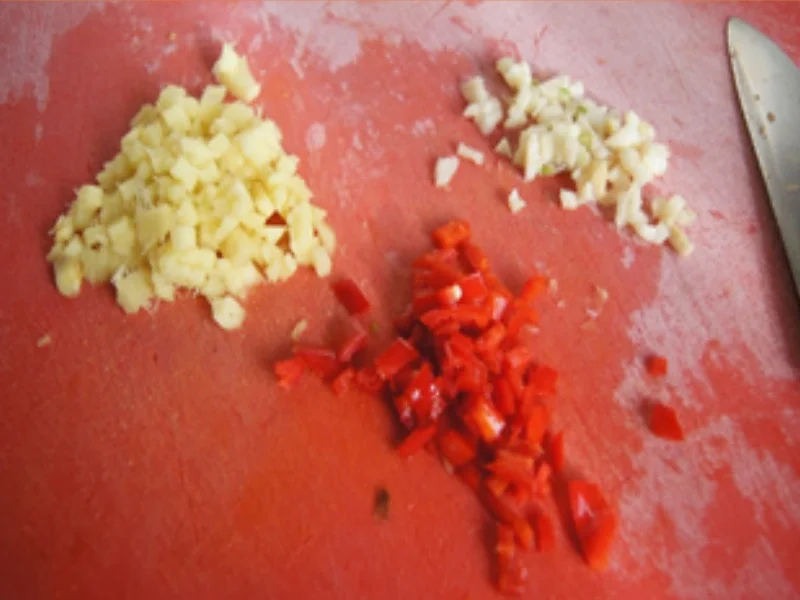 Rezept: Thailändisches grünes Gemüsecurry mit Basmatireis Bild Nr. 6 Thailändisches grünes Gemüsecurry mit Basmatireis - Rezept - Bild Nr. 6