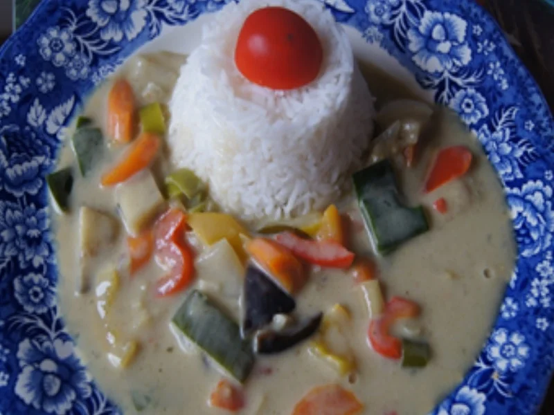 Rezept: Thailändisches grünes Gemüsecurry mit Basmatireis Bild Nr. 15 Thailändisches grünes Gemüsecurry mit Basmatireis - Rezept - Bild Nr. 15
