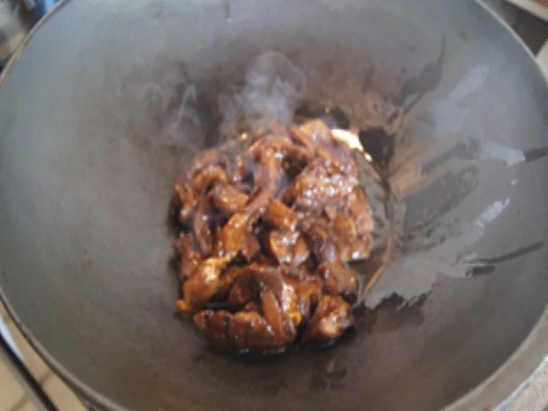 Rezept: Rindfleisch-Steinpilz-Wok in Rahmsauce mit Böhmischen Knödeln Bild Nr. 16195 Rindfleisch-Steinpilz-Wok in Rahmsauce mit Böhmischen Knödeln - Rezept - Bild Nr. 16195