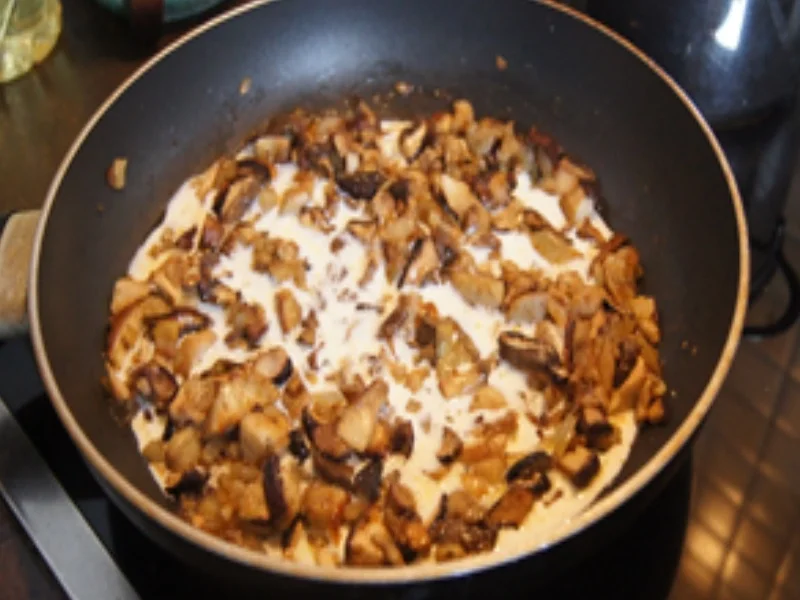 Rahmsteinpilzpfanne mit Pellkartoffeln - Rezept - Bild Nr. 16190