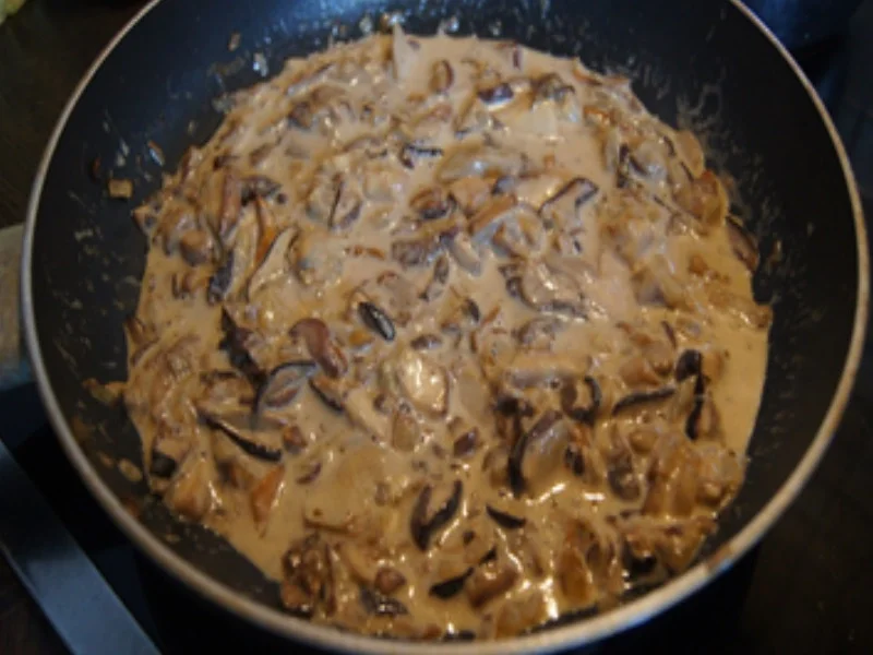 Rahmsteinpilzpfanne mit Pellkartoffeln - Rezept - Bild Nr. 16191