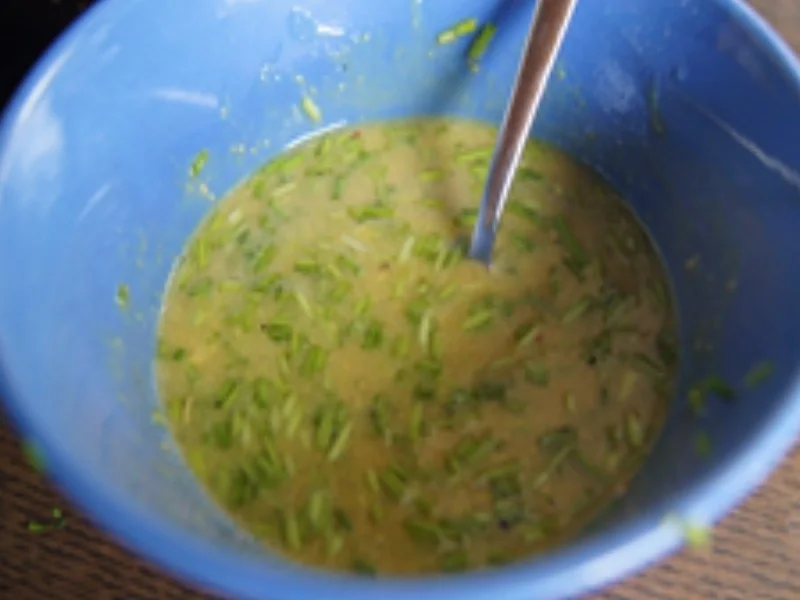 Rezept: Grillhähnchen mit gemischten Salat und Honig-Senf-Dressing Bild Nr. 10 Grillhähnchen mit gemischten Salat und Honig-Senf-Dressing - Rezept - Bild Nr. 10