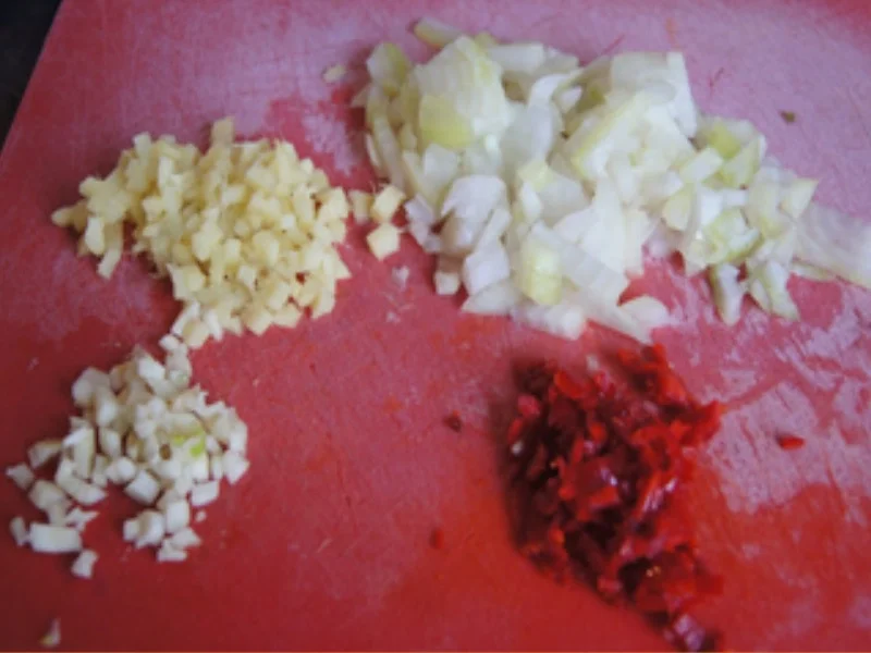 Basmatireis mit Asia-Hack und Spiegelei - Rezept - Bild Nr. 4