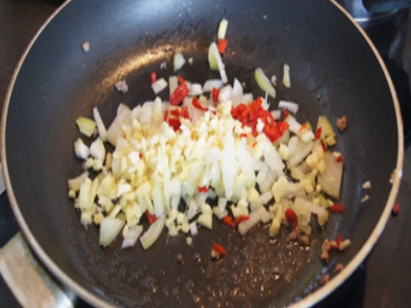 Basmatireis mit Asia-Hack und Spiegelei - Rezept - Bild Nr. 7