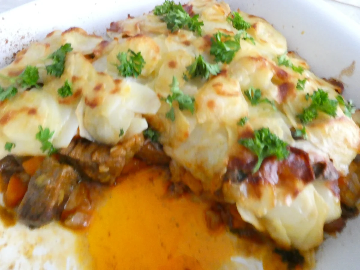 Rezept: Gulasch unter Kartoffelkruste Bild Nr. 16211 Gulasch unter Kartoffelkruste - Rezept - Bild Nr. 16211