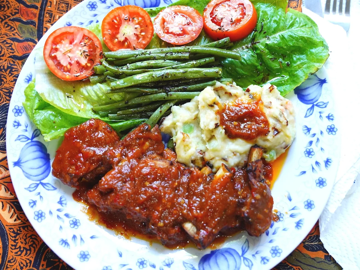 Babyribs mit Prinzessbohnen und Kartoffelpüree - Rezept - Bild Nr. 16201