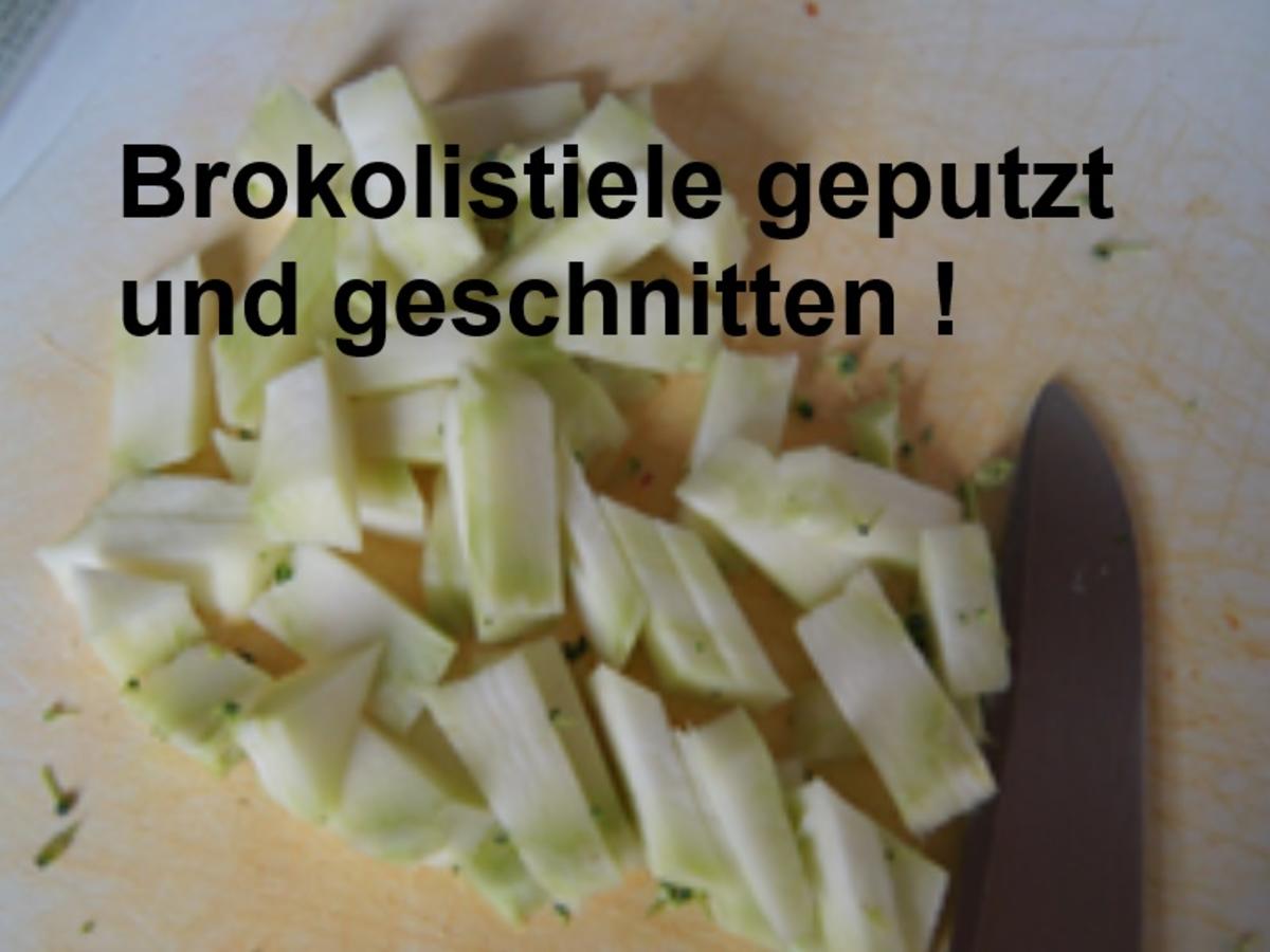 Hähnchenbrustfiletcurry mit Brokkoli und Basmatireis - Rezept - Bild Nr. 16207