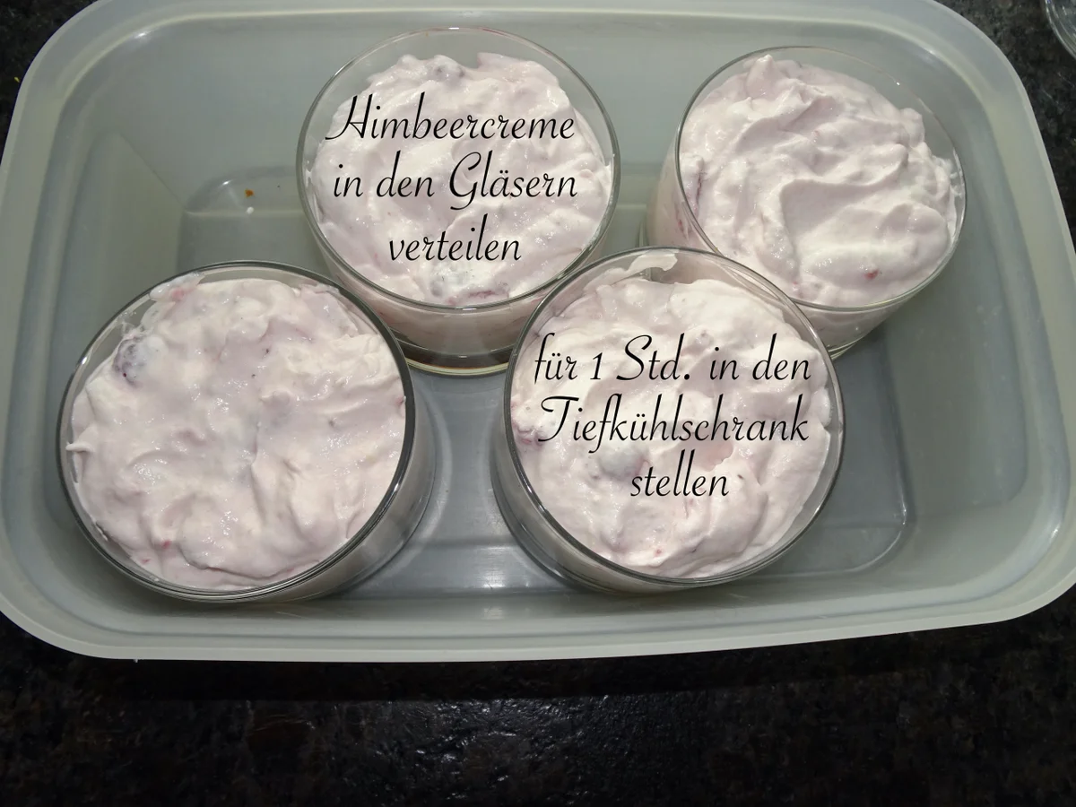 Rezept: geeeistes Crunchy Himbeer Dessert Bild Nr. 16206 geeeistes Crunchy Himbeer Dessert - Rezept - Bild Nr. 16206