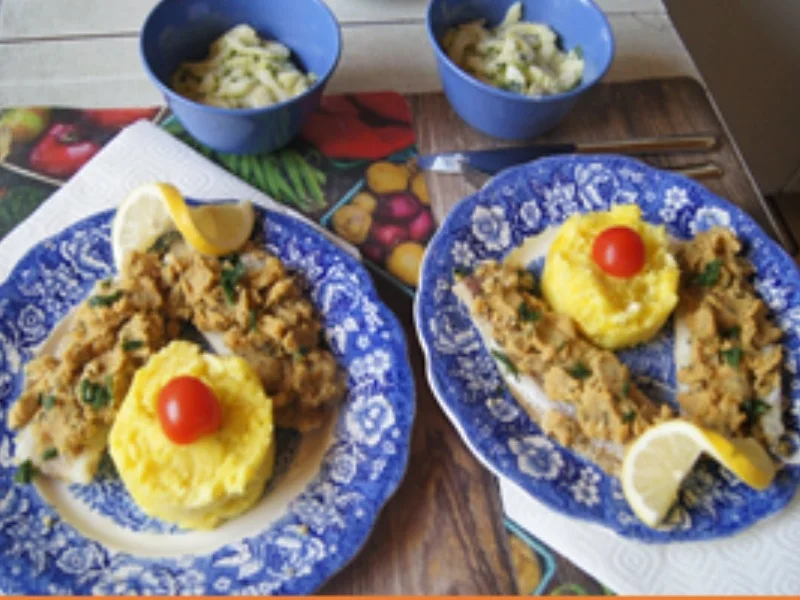 Rezept: Überbackenes Seelachsfilet mit Gurkensalat und Kartoffelstampf Bild Nr. 16213 Überbackenes Seelachsfilet mit Gurkensalat und Kartoffelstampf - Rezept - Bild Nr. 16213