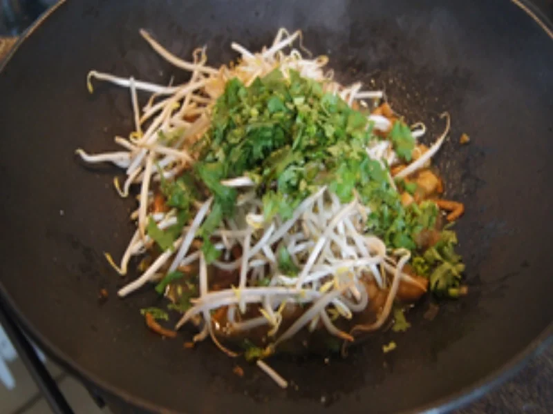 Mie-Nudeln mit Garnelen - Rezept - Bild Nr. 18